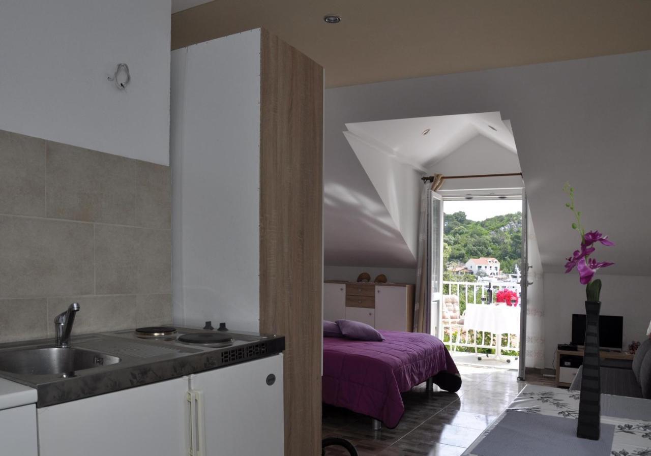Apartment Danijela Okuklje 外观 照片